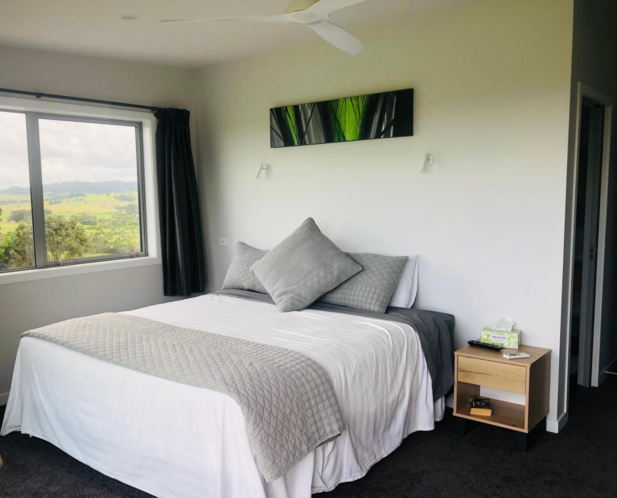 Moko Hiwi Escape Ruakaka - Tui Suite Exterior foto
