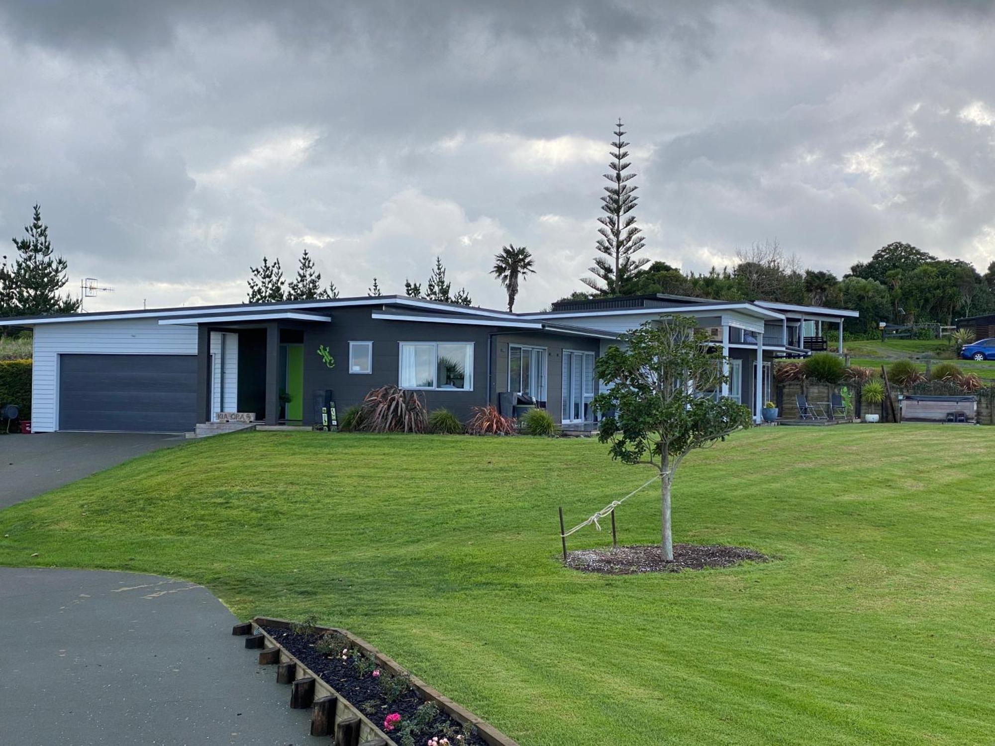 Moko Hiwi Escape Ruakaka - Tui Suite Exterior foto