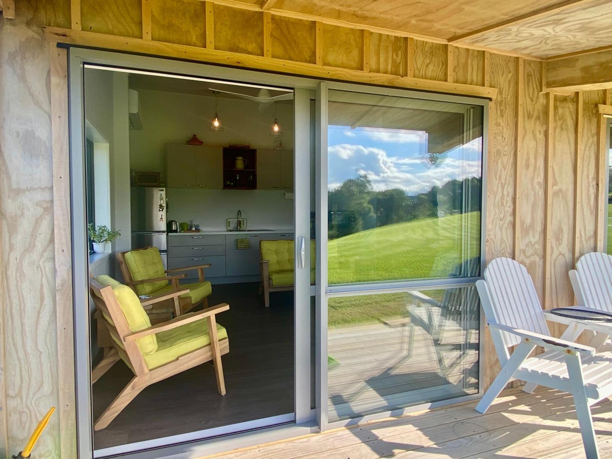 Moko Hiwi Escape Ruakaka - Tui Suite Exterior foto